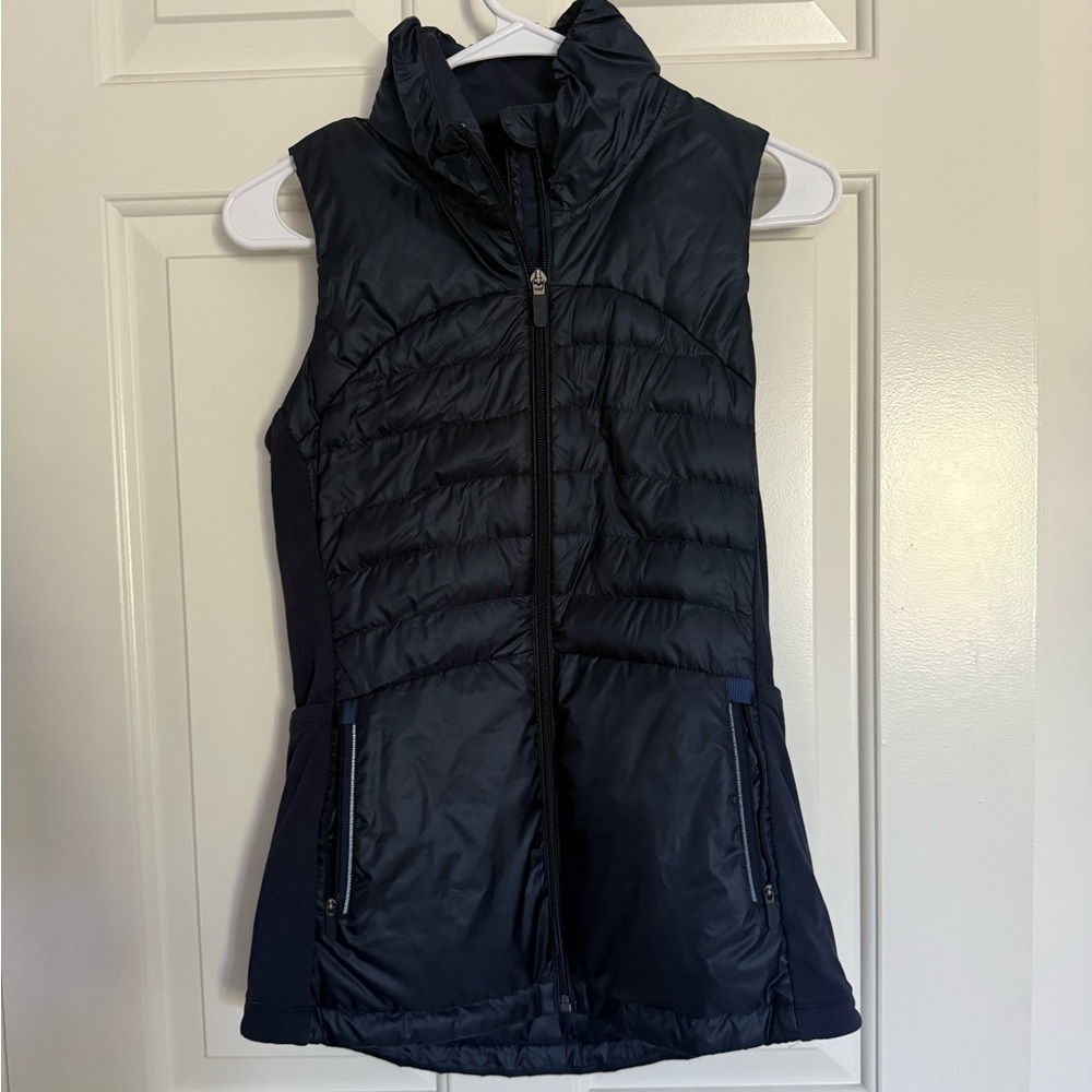 Lululemon down for it all vest